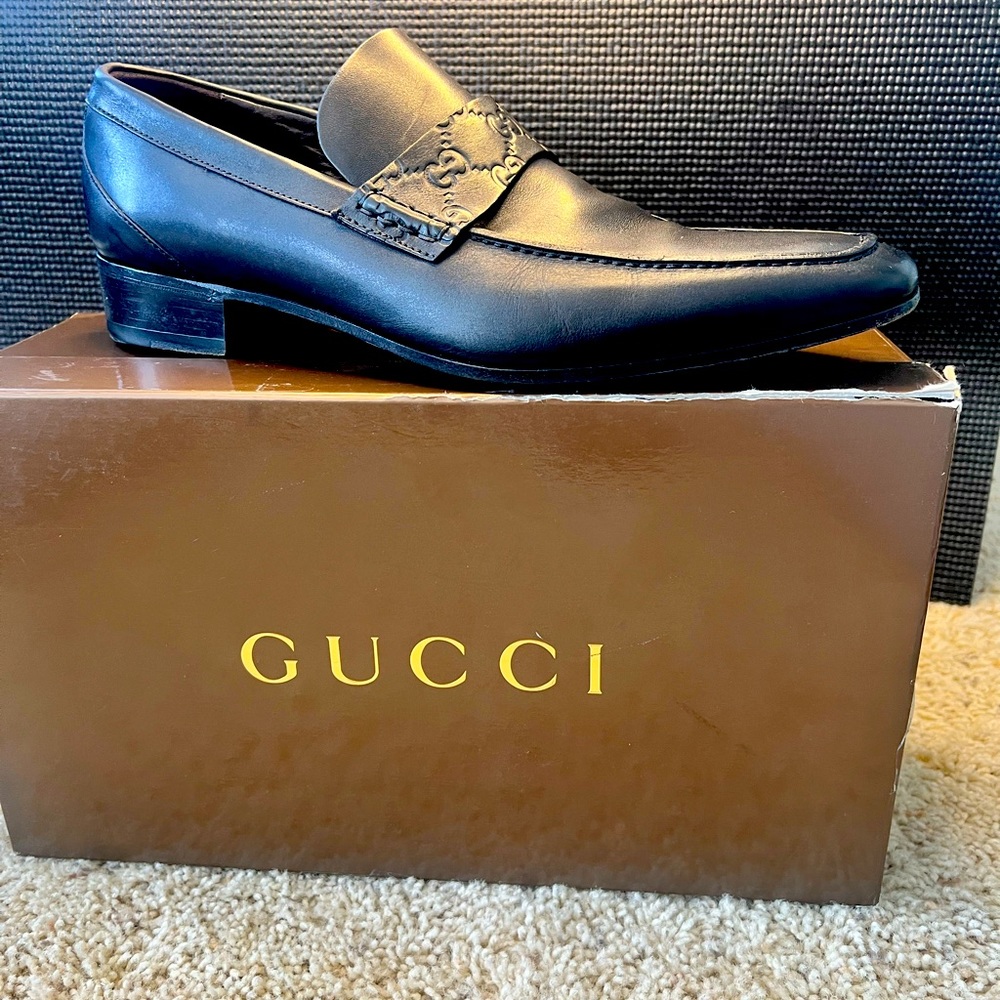 Gucci monogram, black leather men dress shoes